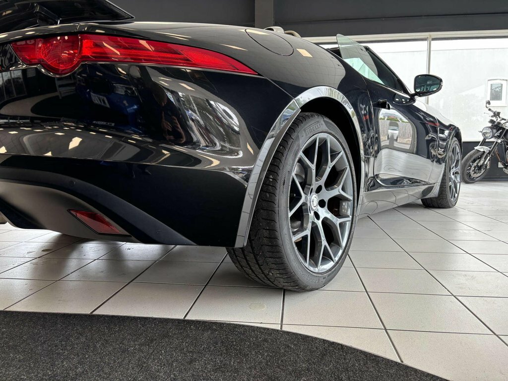 Jaguar F-Type 5L S Black #19