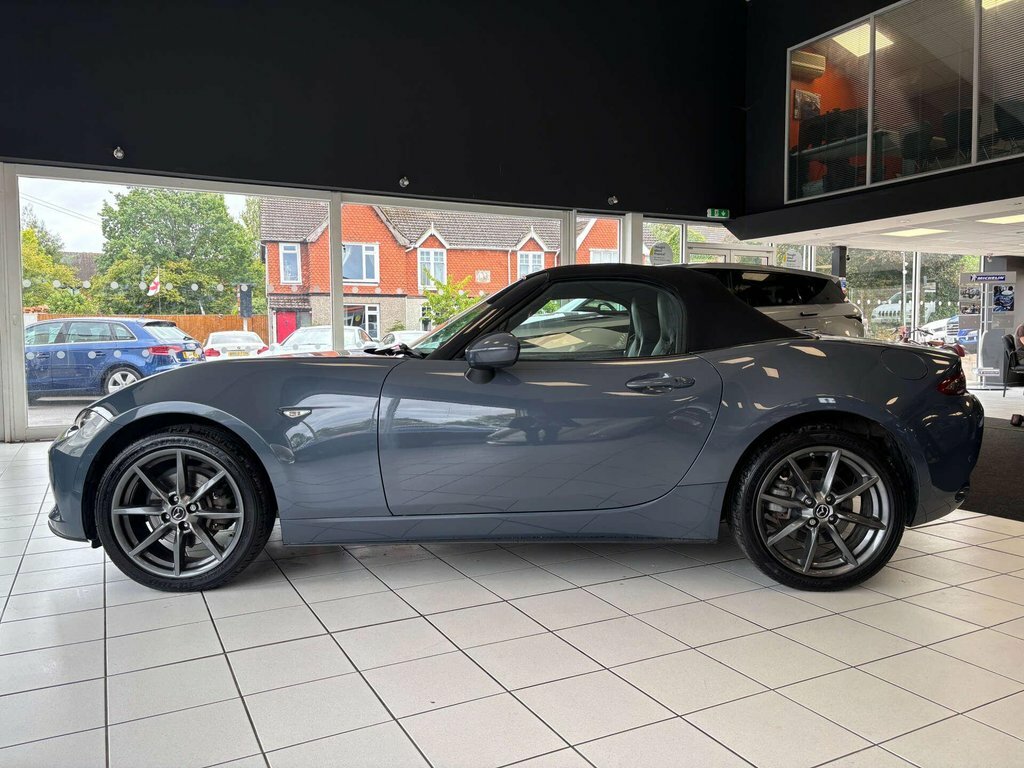 Mazda MX-5 1.5 132 Sport Black #16