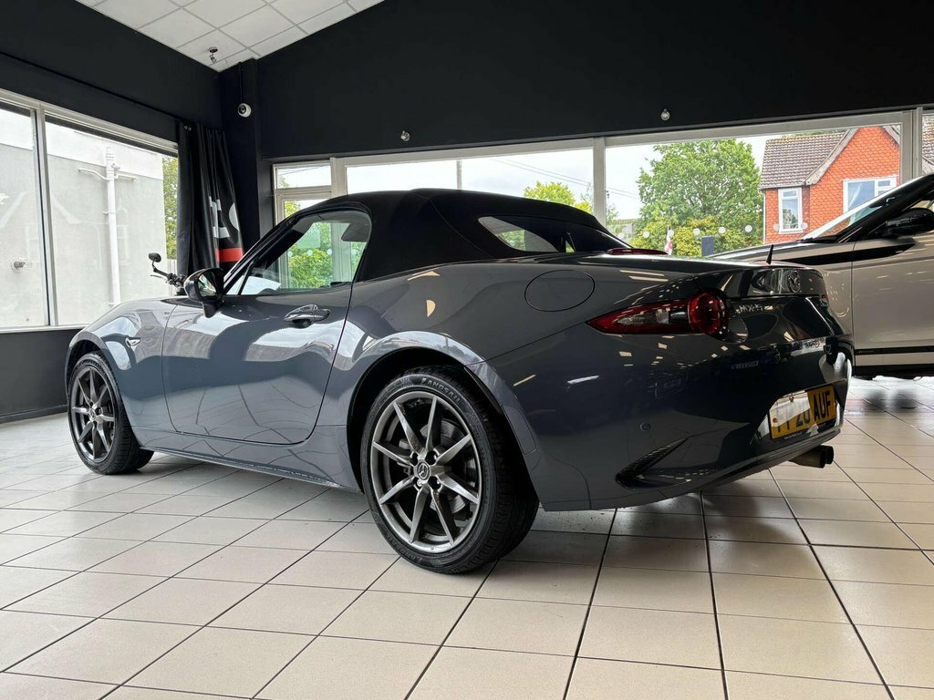 Mazda MX-5 1.5 132 Sport Black #17