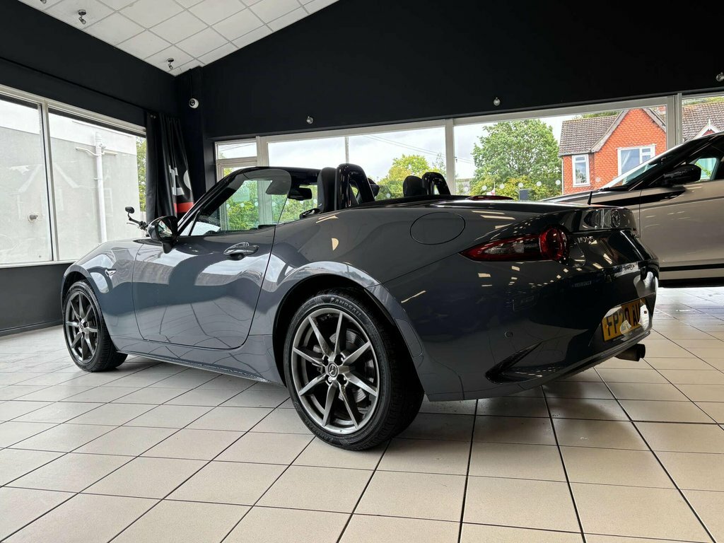 Mazda MX-5 1.5 132 Sport Black #8