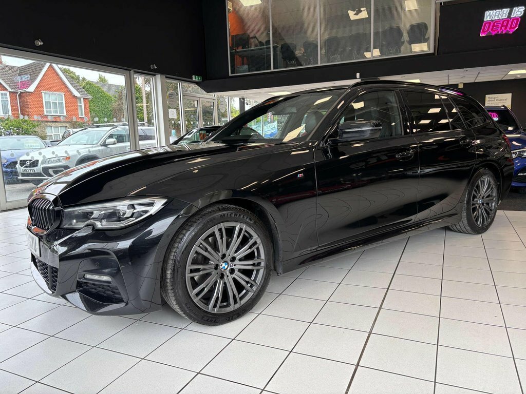 BMW 3 Series 2L M Sport Black #5