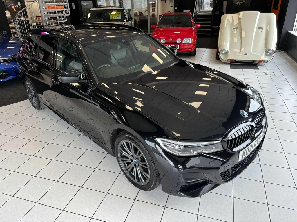 BMW 3 Series 2L M Sport Black #3