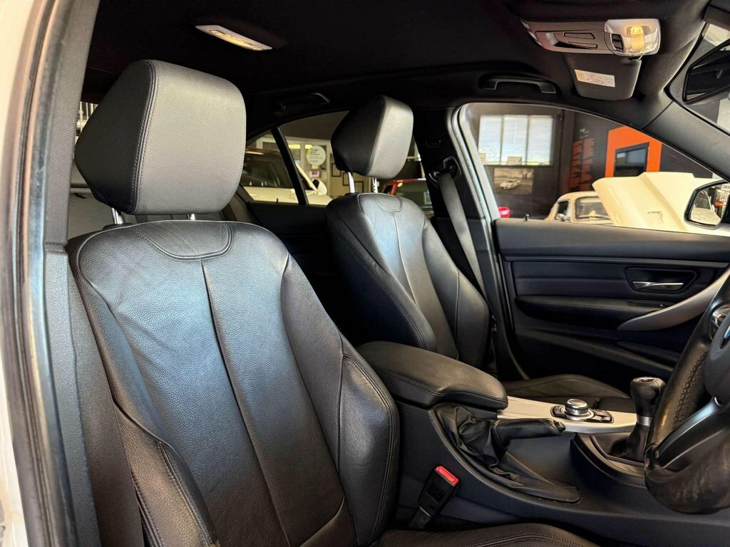 BMW 3 Series 320D Luxury Step Blue #14