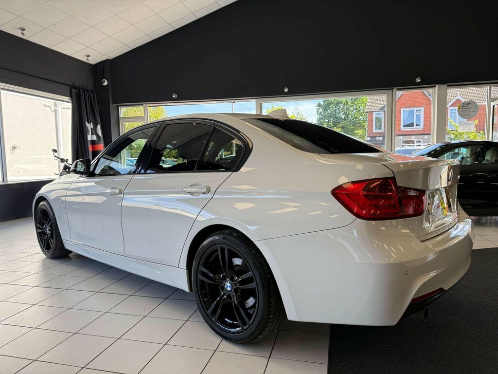 BMW 3 Series 2L M Sport White #4