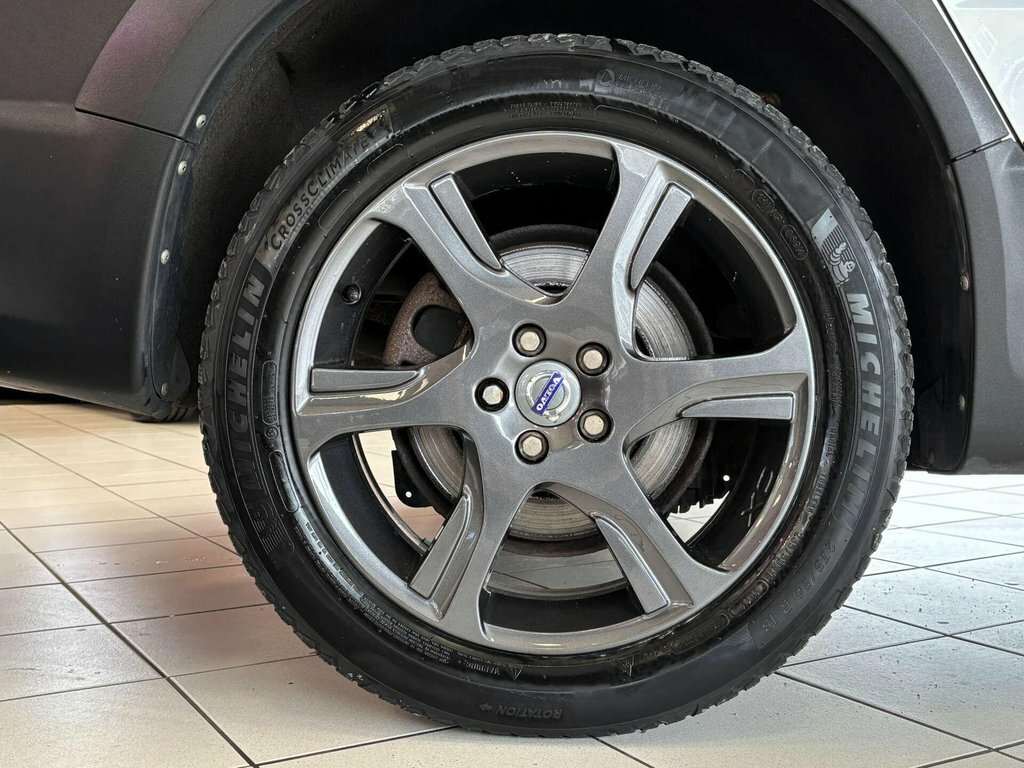 Volvo XC70 2.4L D5 Se Lux Blue #16