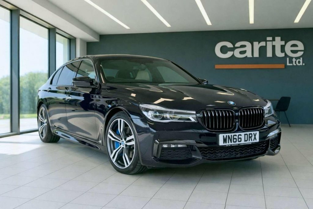 BMW 7 Series 3L M Sport White