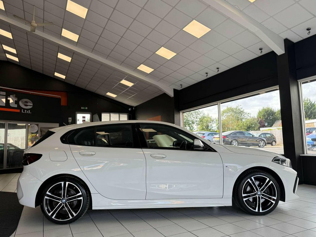 BMW 1 Series 118I M Sport 2020 White #12