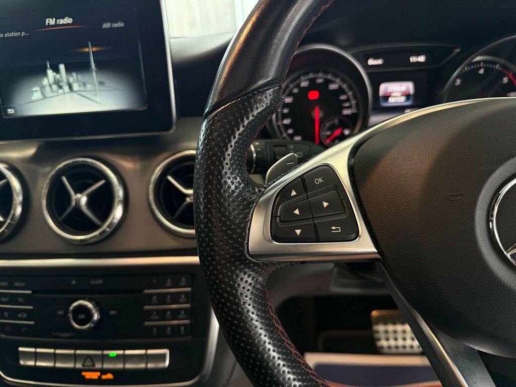 Mercedes-Benz CLA Class Cla 180 Amg Line Edition Black #19