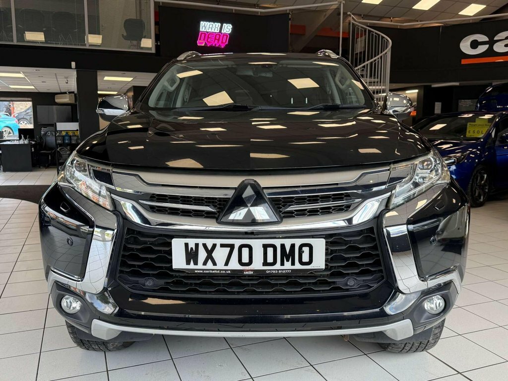 Mitsubishi Shogun Sport 2.4L 4 Black #4