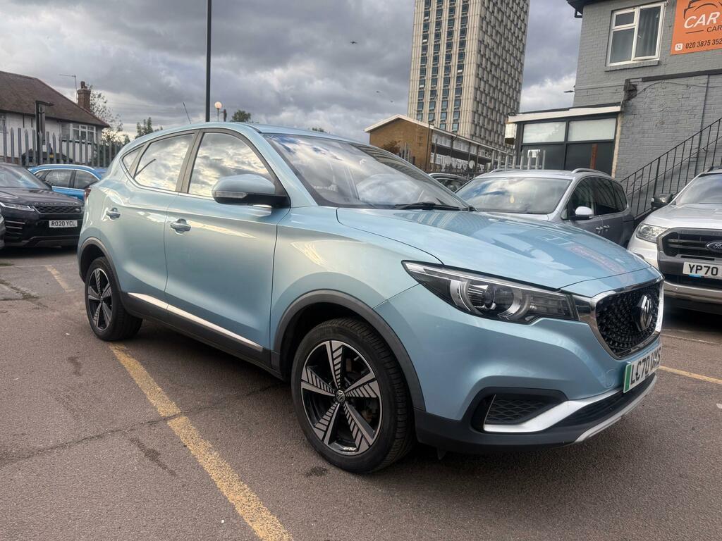 MG ZS 0.0 Exclusive 44.5Kwh 141 Bhp Red #2