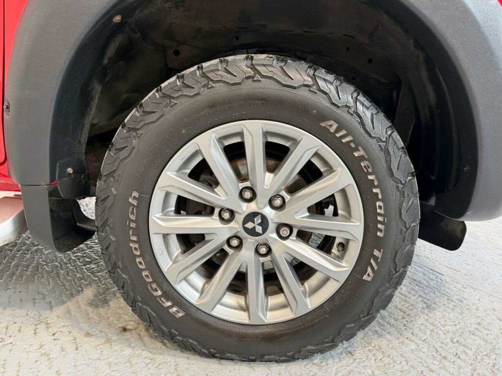 Mitsubishi L200 2L Dc Titan Red #4