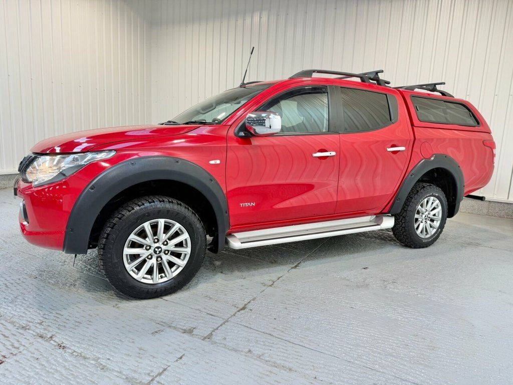 Mitsubishi L200 2L Dc Titan Red #3