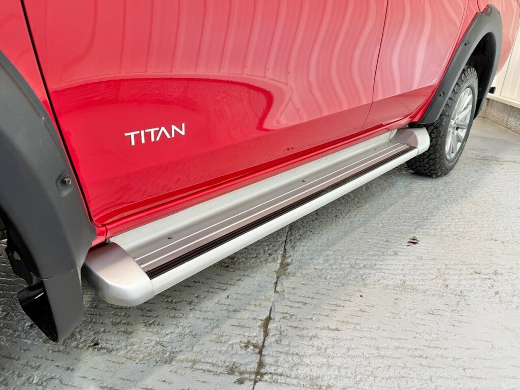 Mitsubishi L200 2L Dc Titan Red #5