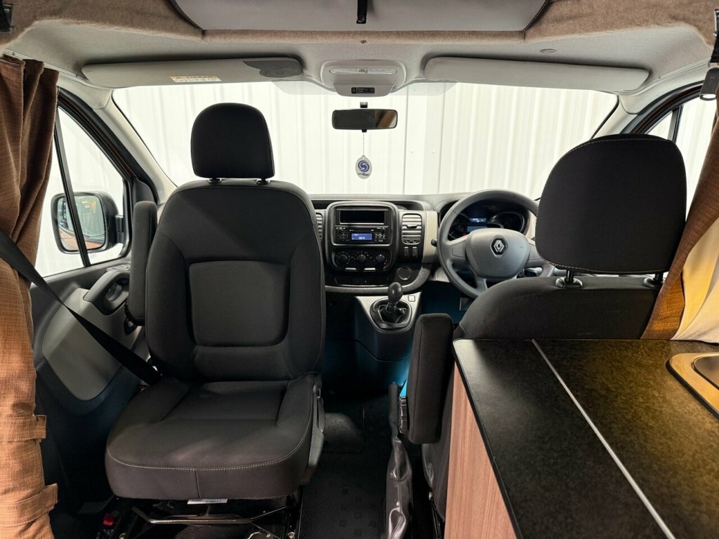 Renault Trafic Panel Van Sl27 Business Dci 2017 White #13