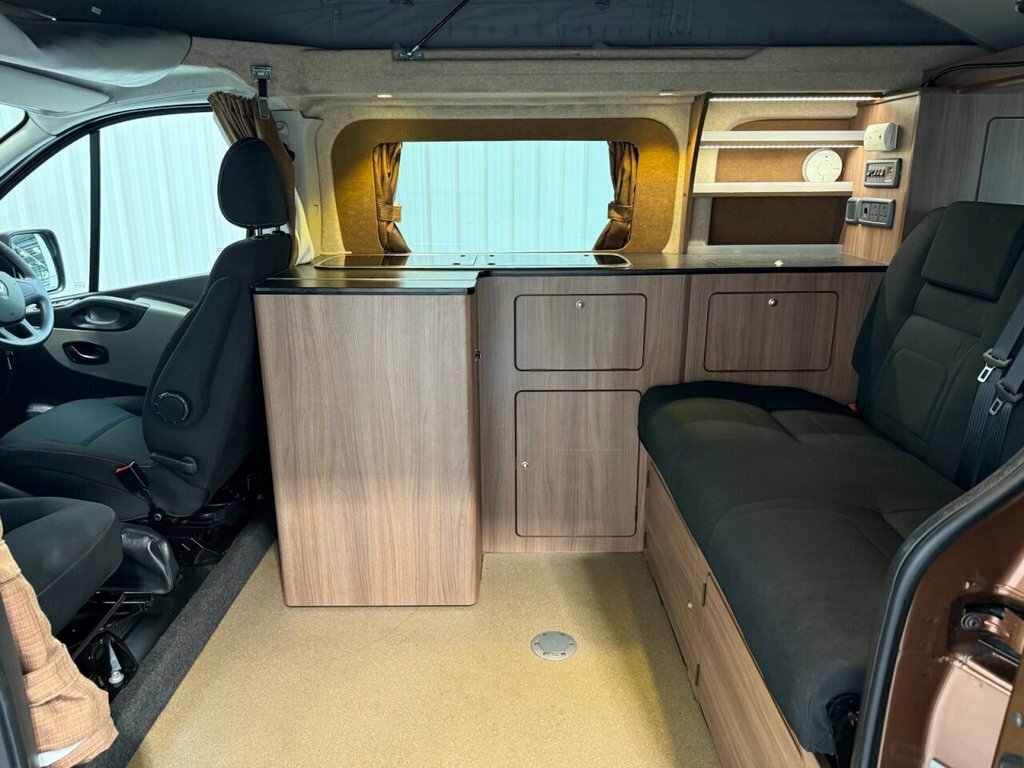 Renault Trafic Panel Van Sl27 Business Dci 2017 White #12
