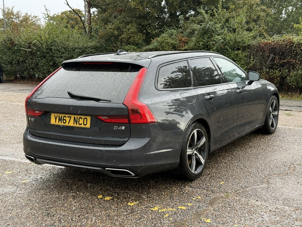 Volvo V90 2.0 R-design D4 Grey #4