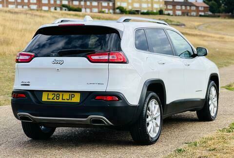 Jeep Cherokee M-jet II Limited White #6