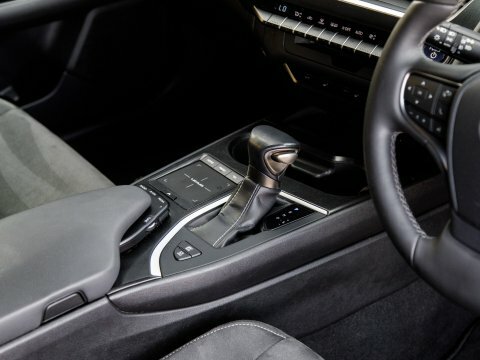 Lexus UX Suv Silver #30
