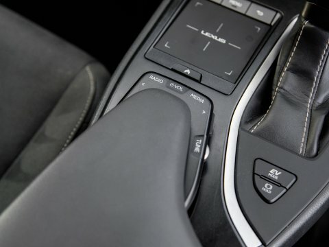 Lexus UX Suv Silver #31