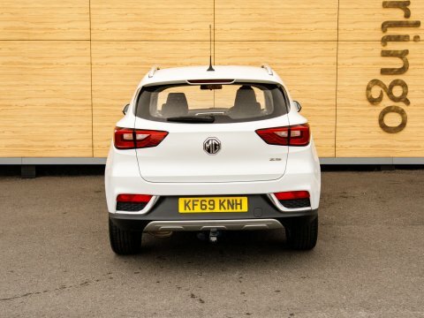 MG ZS Hatchback KF69KNH White #6