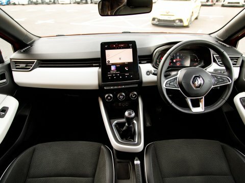 Renault Clio Hatchback WJ70DVR Orange #2