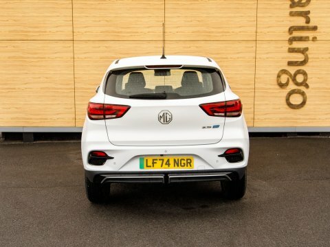 MG ZS Suv LF74NGR White #6