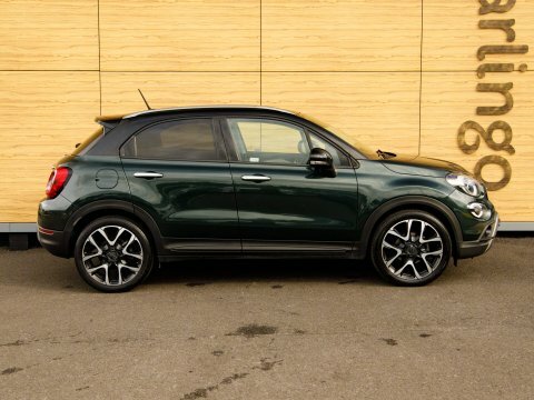 Fiat 500X Red White #9