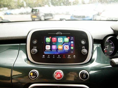 Fiat 500X Red White #24