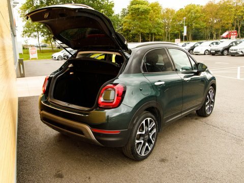 Fiat 500X Red White #29