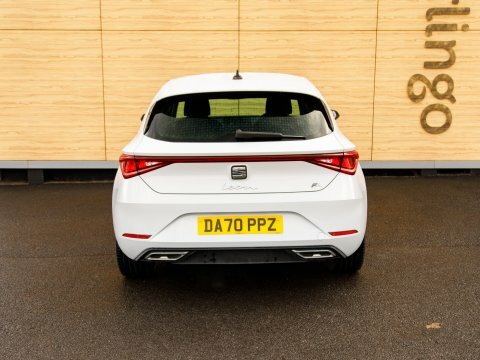 Seat Leon Hatchback White #6