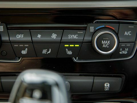 BMW 2 Series M240i Nav Step Blue #32