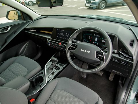 Kia Niro Suv Green #4