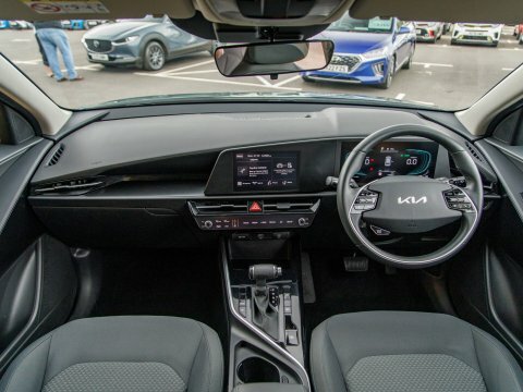 Kia Niro Suv Green #3
