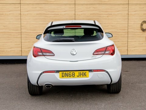Vauxhall Astra GTC Hatchback White #6
