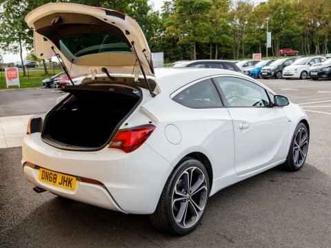 Vauxhall Astra GTC Limited Edition White #27