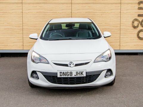Vauxhall Astra GTC Hatchback White #5