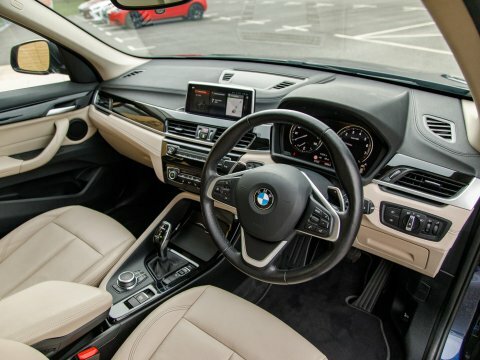 BMW X1 Suv Blue #4