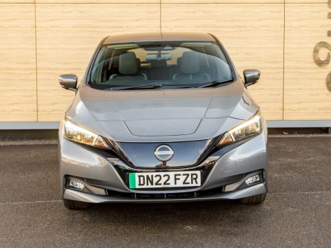 Nissan Leaf Hatchback Grey #5