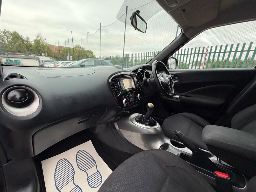 Nissan Juke Acenta White #25
