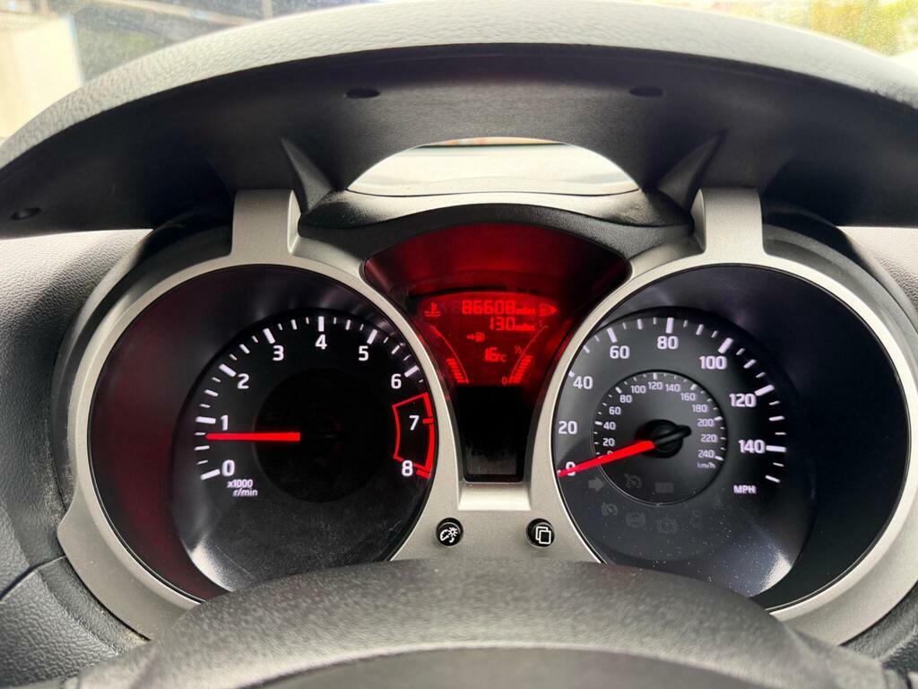 Nissan Juke Acenta White #26