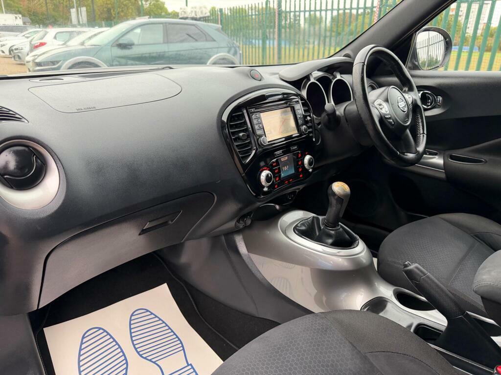 Nissan Juke Acenta White #20