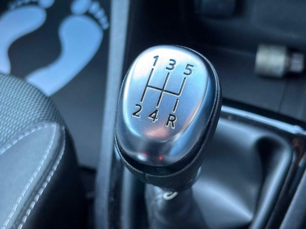 Renault Clio 1.5 Iconic Dci 89 Bhp Blue #29