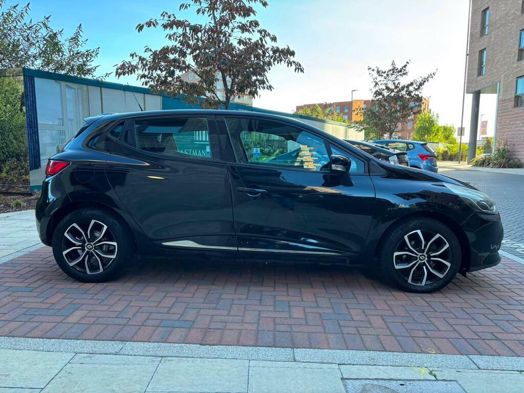 Renault Clio 1.5 Iconic Dci 89 Bhp Blue #24