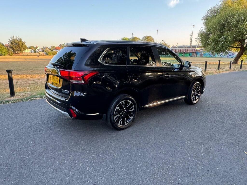 Mitsubishi Outlander 2.0 Phev 4Hs 200 Bhp In White With 61,000 Miles White #12