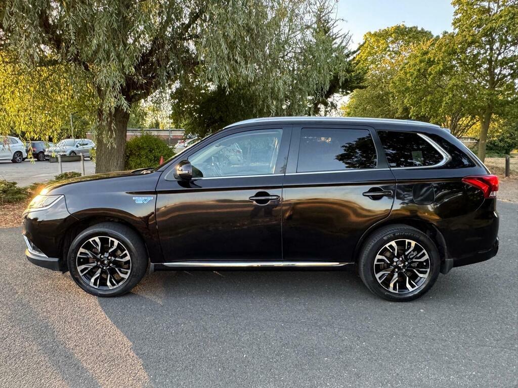 Mitsubishi Outlander 2.0 Phev 4Hs 200 Bhp In White With 61,000 Miles White #9