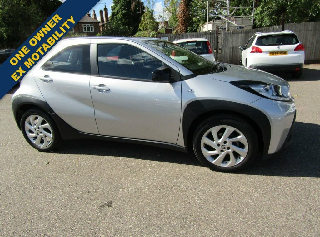 Toyota Aygo X 1L Pure Silver #2