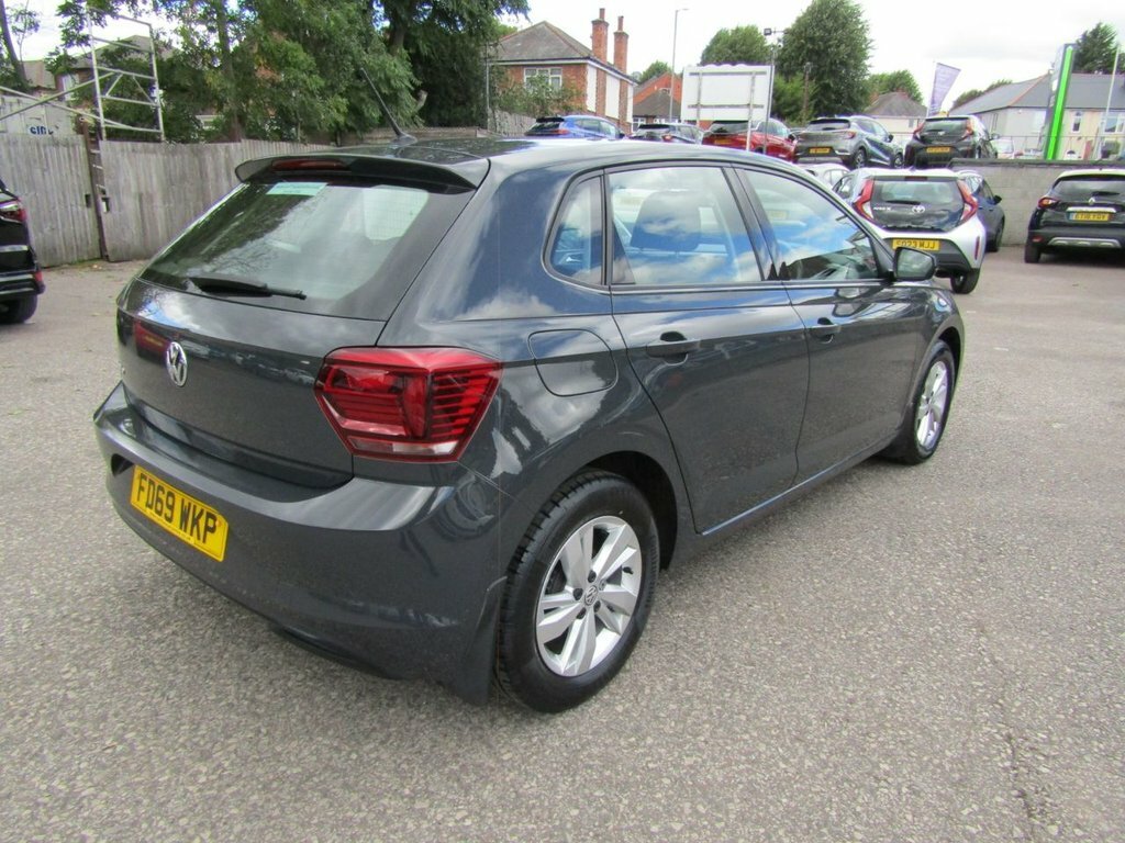 Volkswagen Polo 1L Se Grey #4