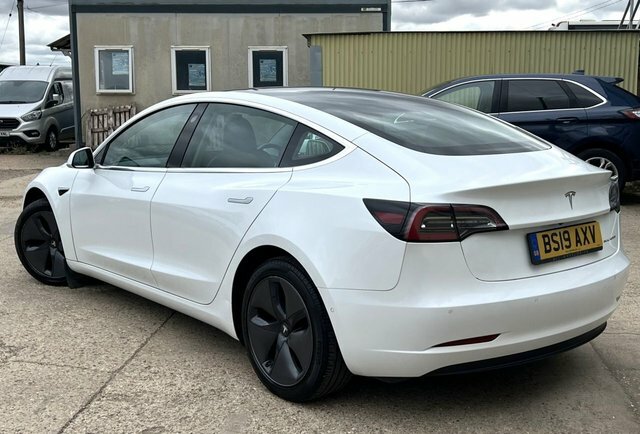 Tesla Model 3 Dual Motor Long Range Saloon 4 White #5