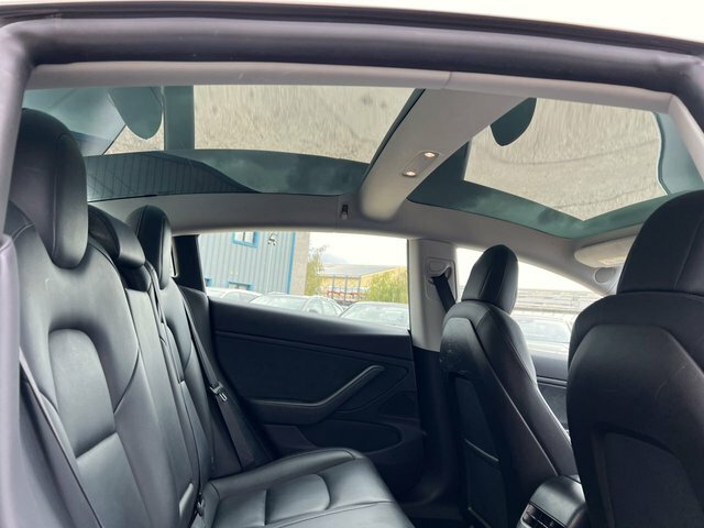 Tesla Model 3 Dual Motor Long Range Saloon 4 White #2