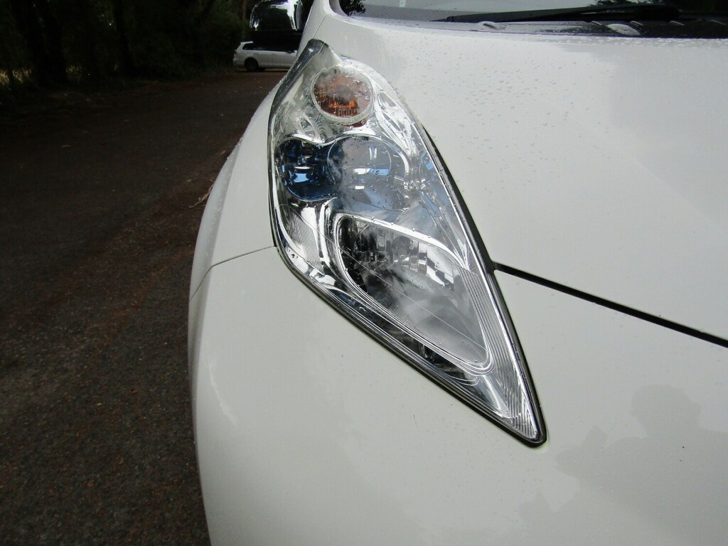 Nissan Leaf Hatchback 30Kwh Tekna 201616 White #25